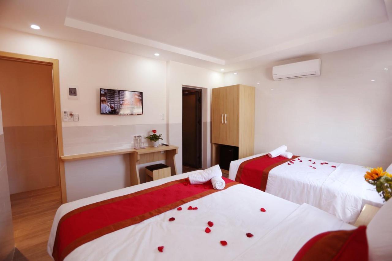 Song Thien Homestay Хойан Экстерьер фото