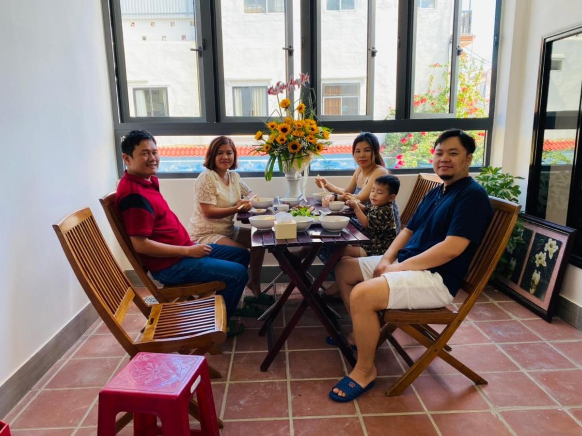 Song Thien Homestay Хойан Экстерьер фото