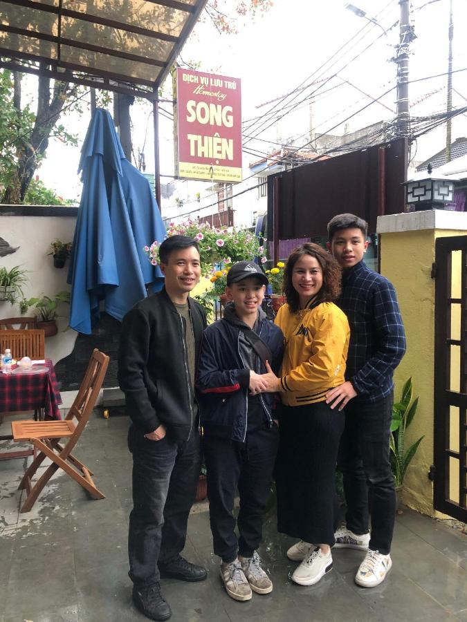 Song Thien Homestay Хойан Экстерьер фото